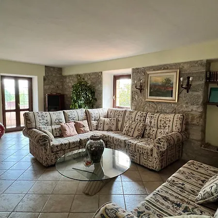 La Baronata - 3* Pescosansonesco