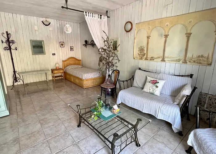 La Baronata - Bed & Breakfast 3*